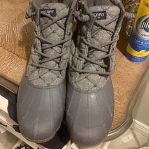 Size 10 sperry boots